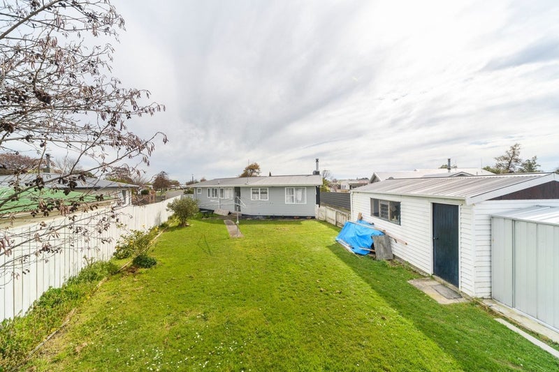 26 Rhodes Drive, Kelvin Grove, Palmerston North - Carousel 8