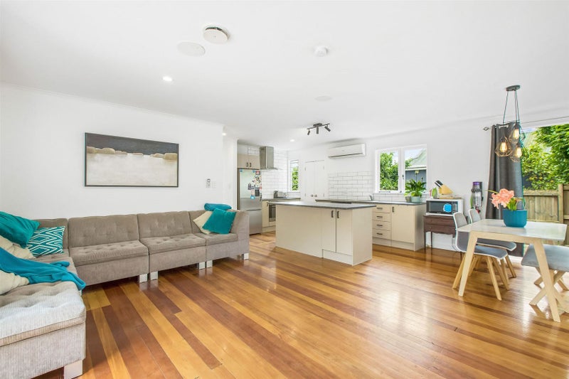 3 Melville Place, Onehunga, Auckland - Carousel 1