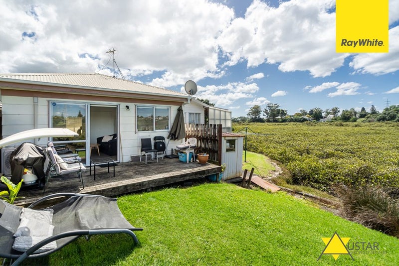 51 Queen Mary Avenue, New Lynn, Auckland - Carousel 11