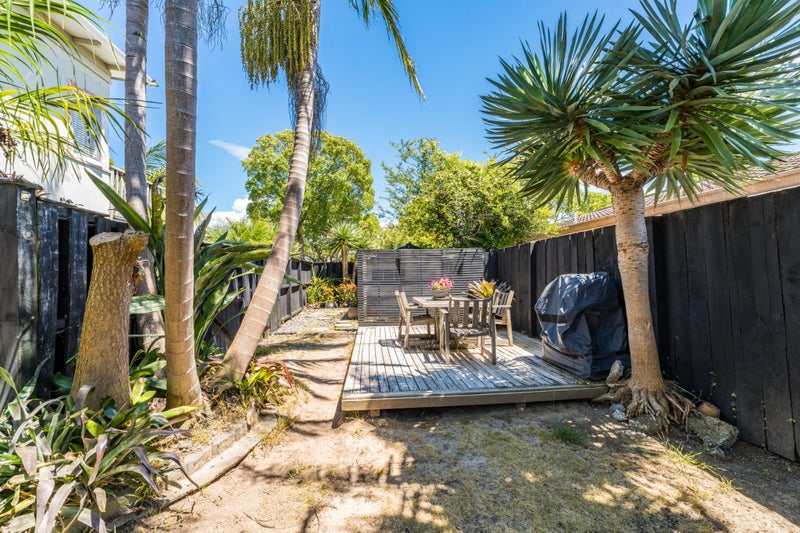 9 Koromiko Street, New Lynn, Auckland - Carousel 32