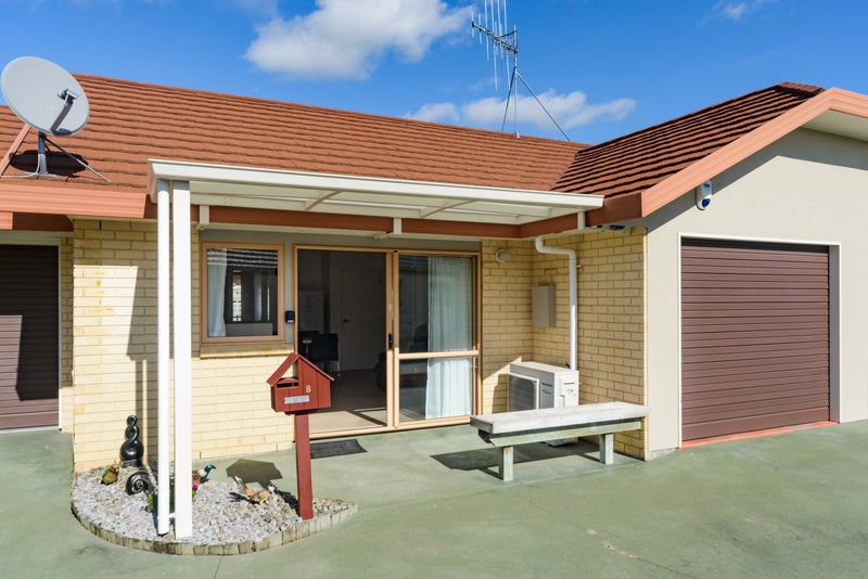 8 Foxtail Fern, Kelvin Grove, Palmerston North - Carousel 2
