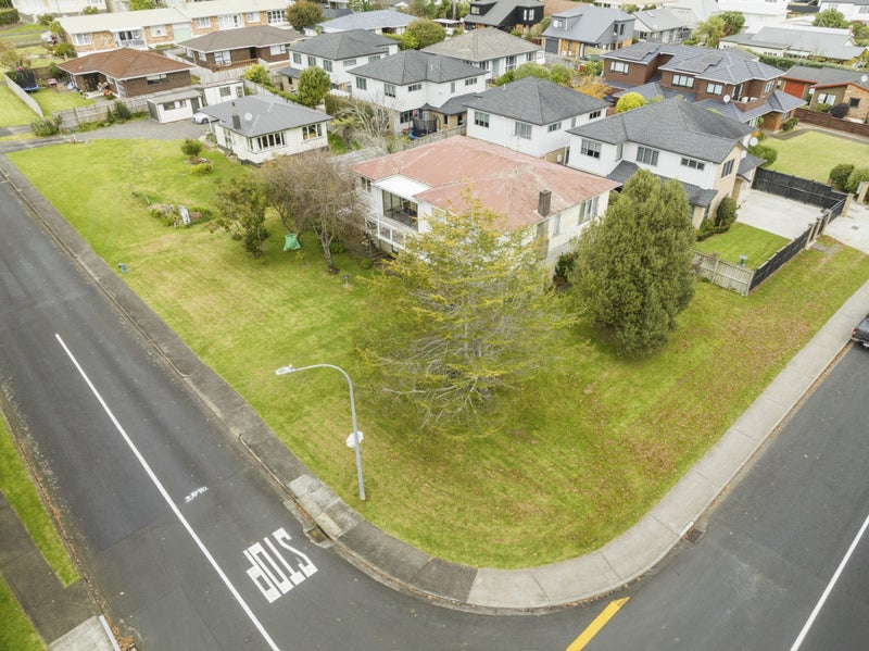 46 Abercrombie Street, Howick, Auckland - Carousel 12