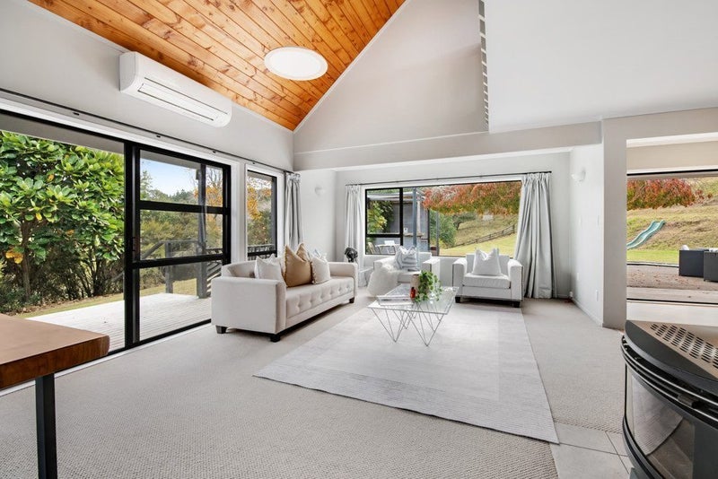 139 Whitehills Road, Silverdale - Carousel 2