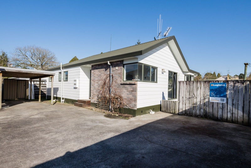 6B Park Terrace, Hamilton Central, Hamilton - Carousel 1