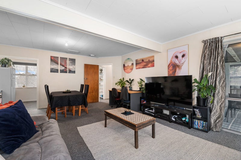 6 Leslie Avenue, Western Heights, Rotorua - Carousel 2