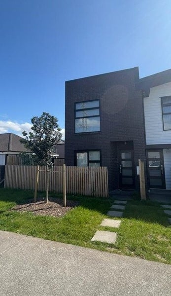 148 Mcleod Road, Te Atatū South, Auckland - Carousel 1