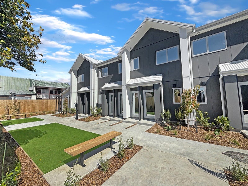 4/17 Winchester Street, Merivale, Christchurch - Carousel 1
