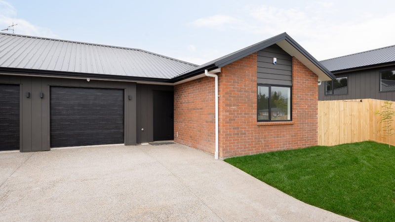 4/146 Rimu Street, Maeroa, Hamilton - Carousel 1