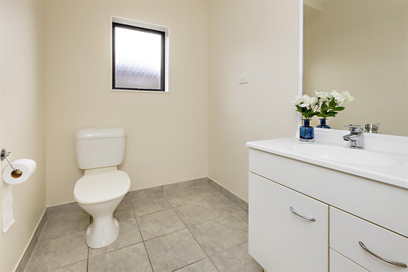 2 Derryveagh Lane, Weymouth, Auckland - Carousel 12