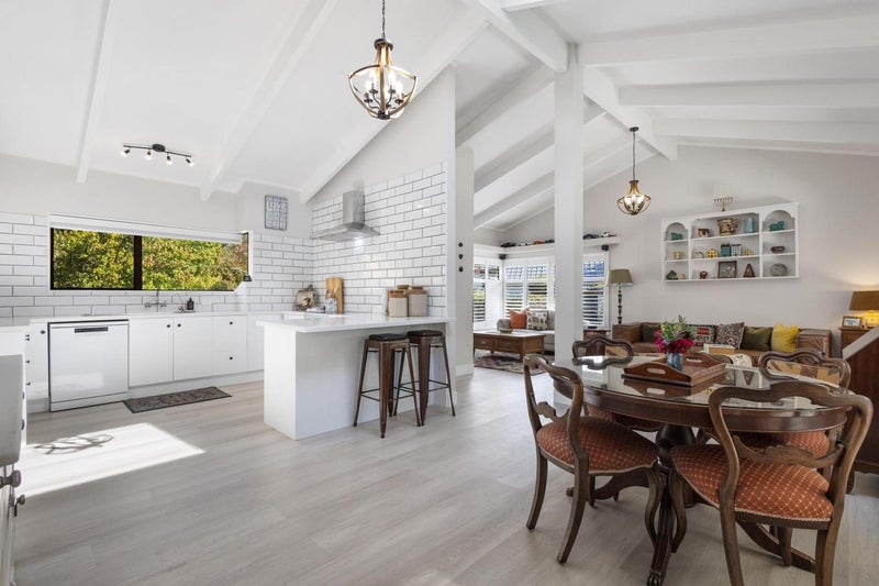 30 Marlowe Drive, Leamington, Cambridge - Carousel 2