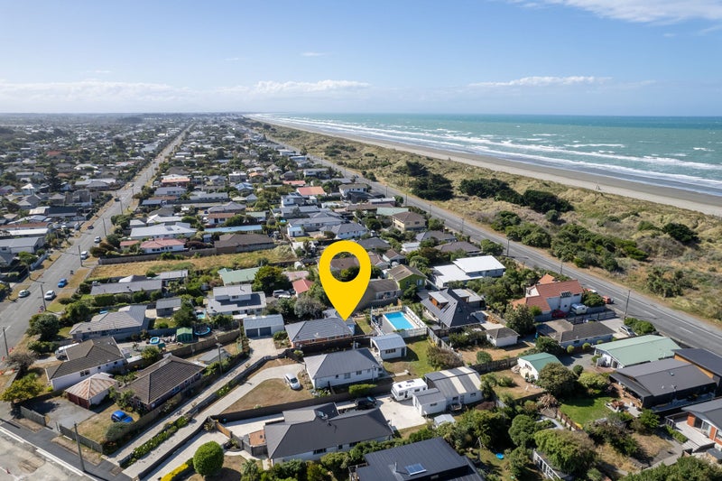 393 Pine Avenue, South New Brighton, Christchurch - Carousel 2