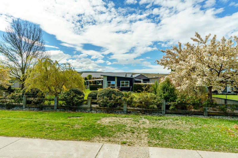 5 Houlahan Street, Clyde, Clyde - Carousel 2