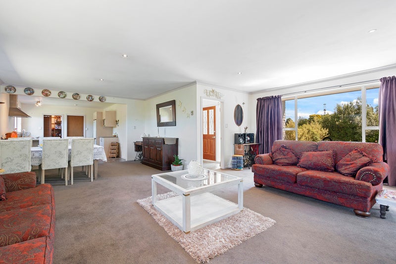 20 Woodstock Place, Russley, Christchurch - Carousel 1