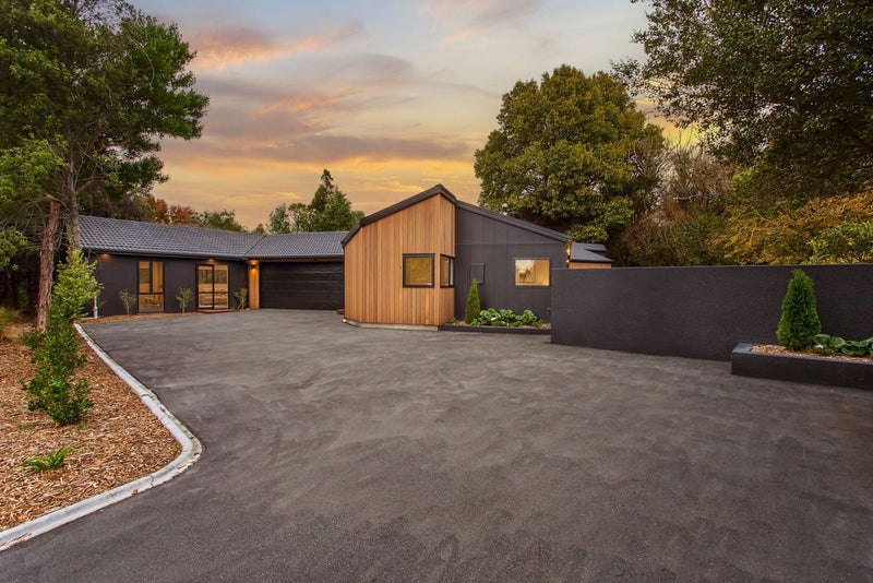 16 Brookford Place, Westmorland, Christchurch - Carousel 1