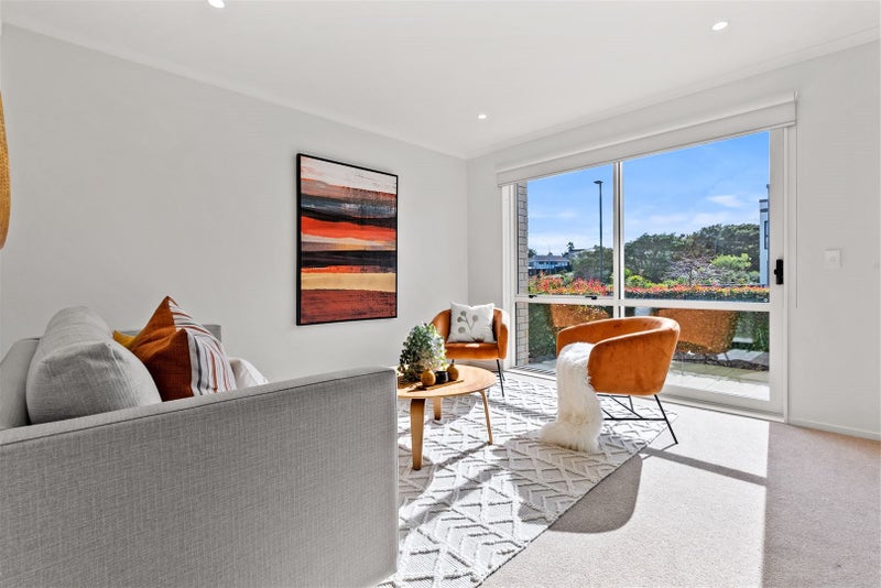 104 Matairangi Avenue, Totara Heights, Auckland - Carousel 2