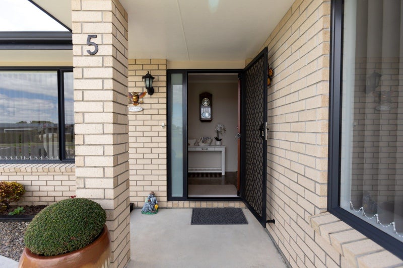 5 Rata Lane, Paeroa, Paeroa - Carousel 2