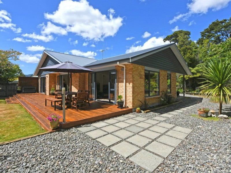 30 Carlow Grove, Birchville, Upper Hutt - Carousel 1