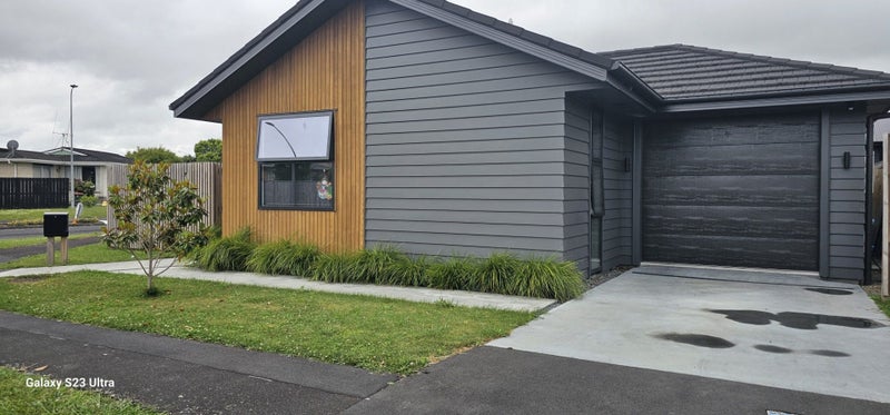 2/67 St Andrews Terrace, St Andrews, Hamilton - Carousel 12