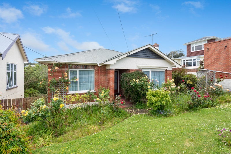 49 Silverton Street, Andersons Bay, Dunedin - Carousel 1