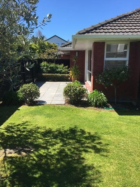 1/18A Queens Avenue, Merivale, Christchurch - Carousel 1