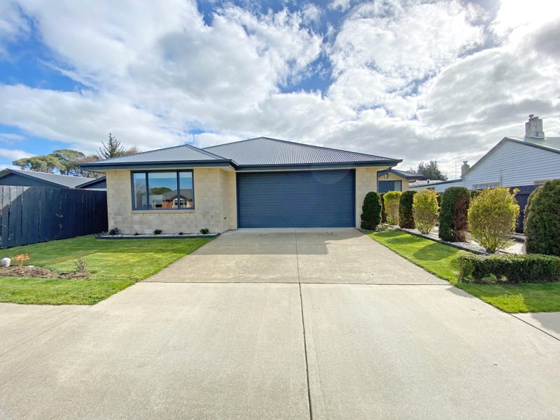 38 Bullar Street, Grasmere, Invercargill - Carousel 2