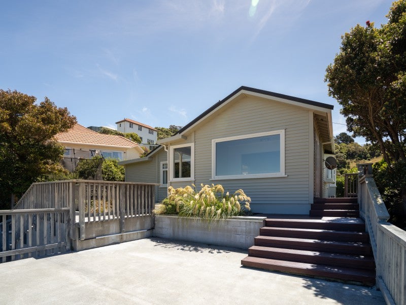 15 Sunglow Avenue, Melrose, Wellington - Carousel 2