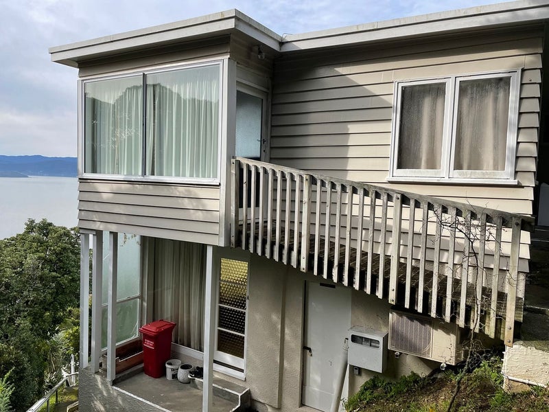 79 Barnard Street, Wadestown, Wellington - Carousel 2