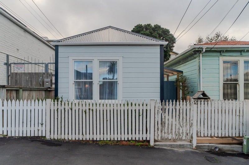 12 Rolleston Street, Mount Cook, Wellington - Carousel 2