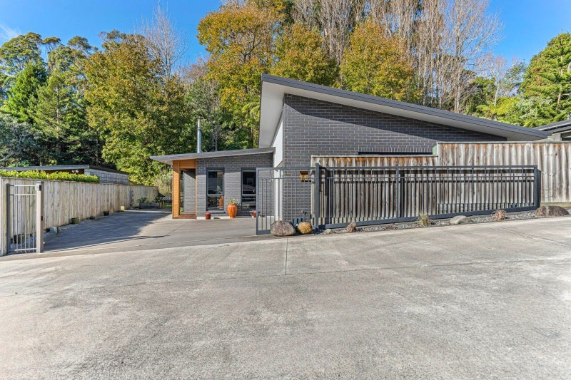 10 Bright Way, Lower Vogeltown, New Plymouth - Carousel 2