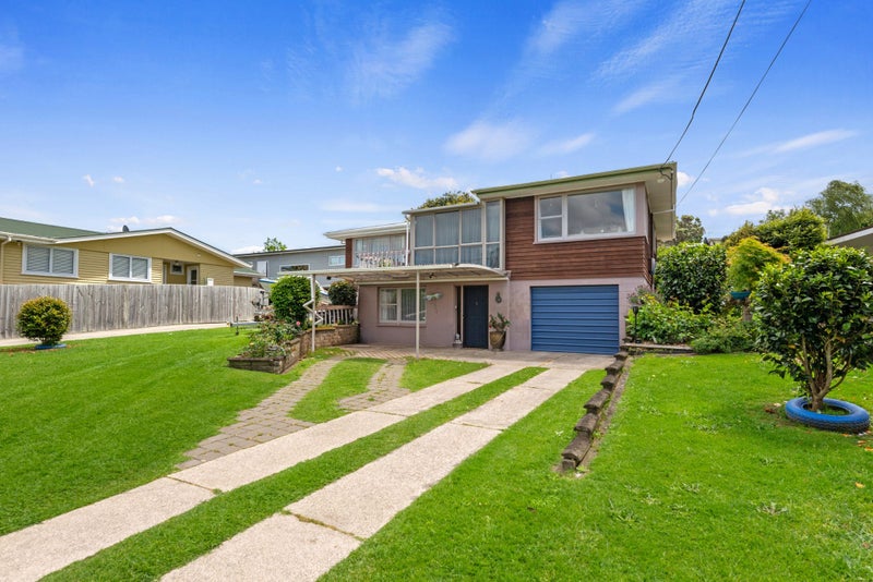 9 Sharyn Place, Brookfield, Tauranga - Carousel 1