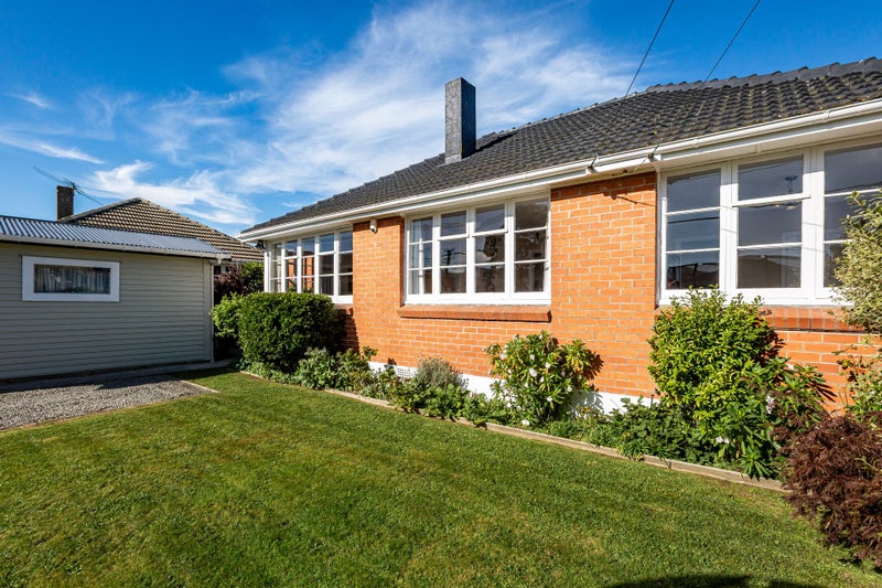 256 Oxford Terrace, Avalon, Lower Hutt - Carousel 24