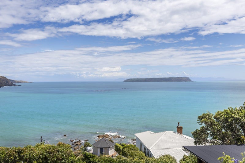 58 Motuhara Road, Plimmerton, Porirua - Carousel 1