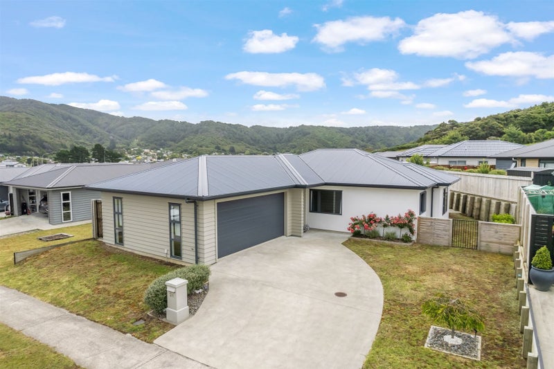 24 Brian Morgan Terrace, Wainuiomata, Lower Hutt - Carousel 1