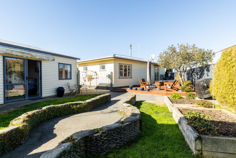 52 Clarence Cox Crescent, Pirimai, Napier - Carousel 1