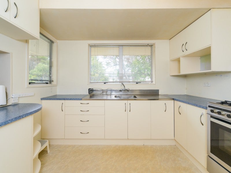 66 Kaimanawa Street, Kelvin Grove, Palmerston North - Carousel 2