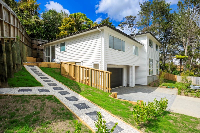 4 Satchell Place, Birkenhead, Auckland - Carousel 2