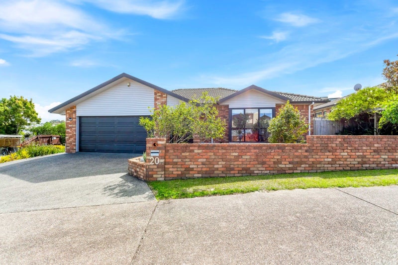20 Mackwell Road, Fairview Heights, Auckland - Carousel 1