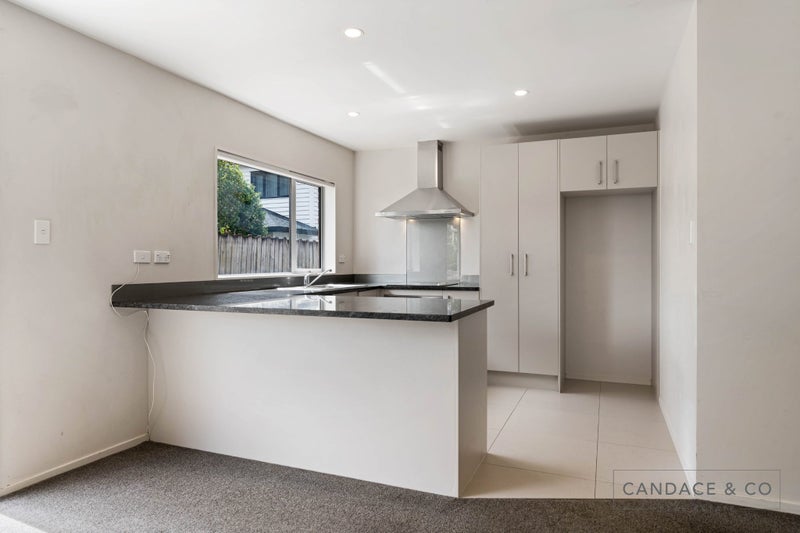 17A Moffitt Place, Mangere East, Auckland - Carousel 2