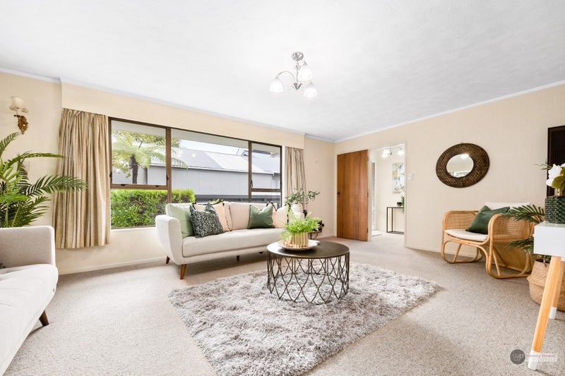 19A Totara Crescent, Woburn, Lower Hutt - Carousel 2