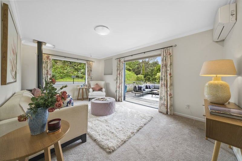 5 Corrondella Grove, Belmont, Lower Hutt - Carousel 2