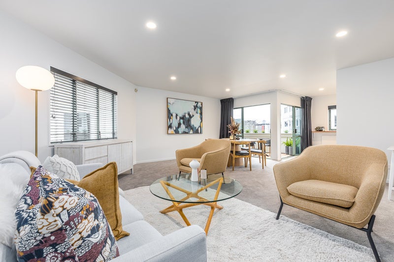 2/131 Grafton Road, Grafton, Auckland - Carousel 1
