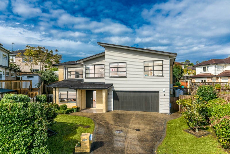 31 Pin Oak Drive, Schnapper Rock, Auckland - Carousel 1