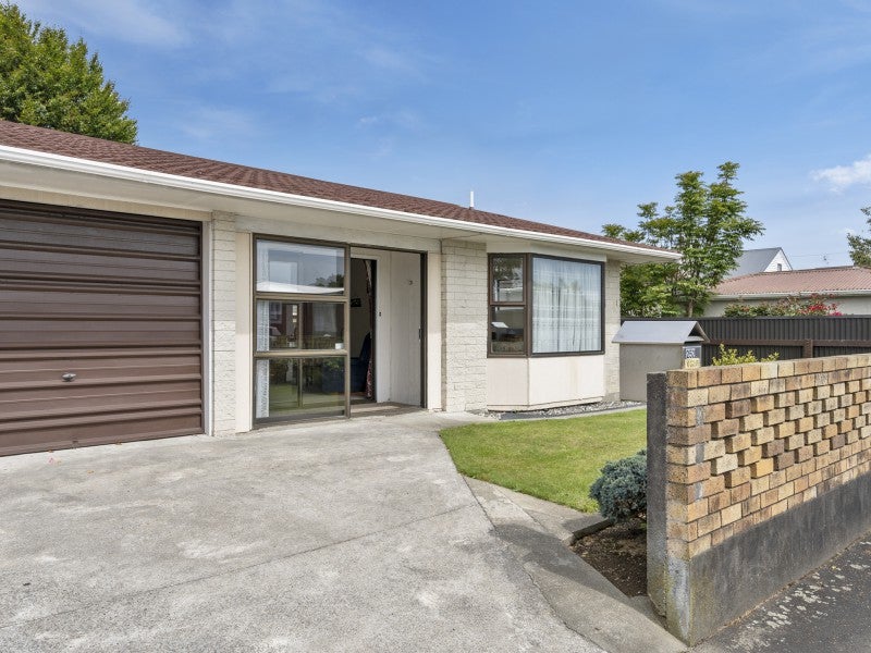 252 Carrington Street, Vogeltown, New Plymouth - Carousel 1