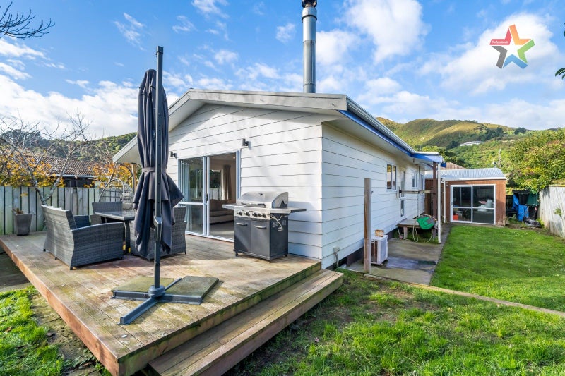 11A Riverside Drive, Waiwhetu, Lower Hutt - Carousel 1