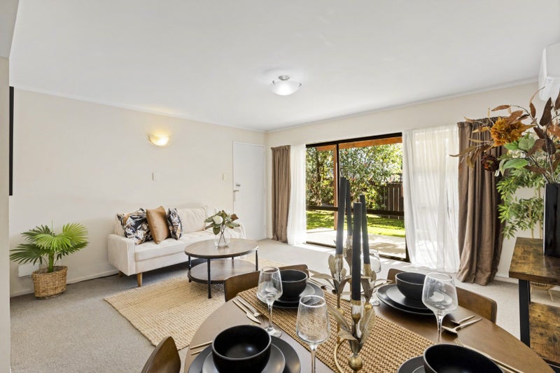 2/21 Burch Street, Mount Albert, Auckland - Carousel 2