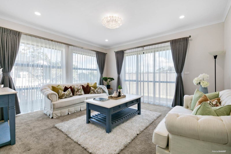 63 Admirals Court Drive, Greenhithe, Auckland - Carousel 2
