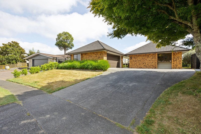 3 Sheridan Crescent, Leamington, Cambridge - Carousel 38