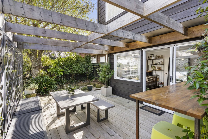 2/98 Birkenhead Avenue, Birkenhead, Auckland - Carousel 2