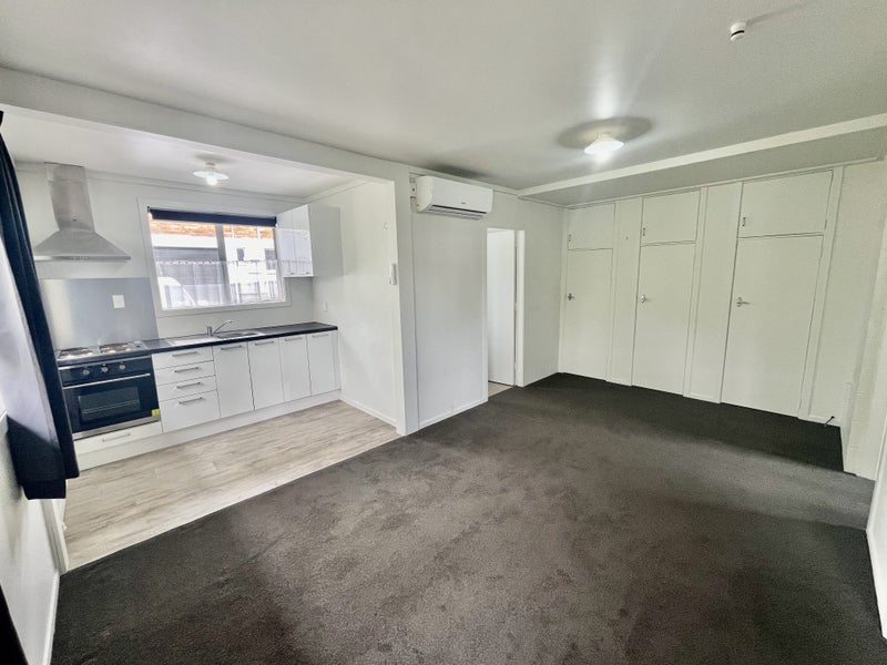 8/310 River Road, Claudelands, Hamilton - Carousel 2