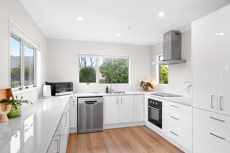 80 Redvers Drive, Belmont, Lower Hutt - Carousel 2